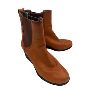brown Ugg wedge ankle boot, 10